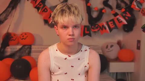 Sonya online show from November 6, 2:09 pm