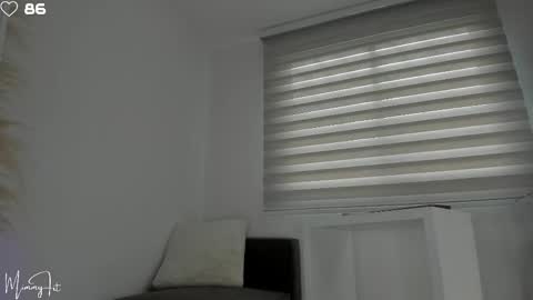 mimmyfit1 online show from February 21, 8:16 pm