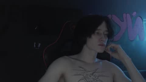 Max online show from October 7, 1:34 am