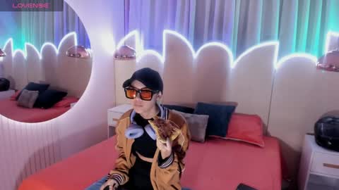Minji online show from February 11, 11:53 am