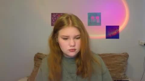 hi Im Mina  online show from May 6, 2:06 am