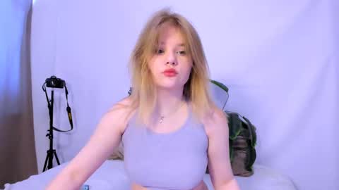 hi Im Mina  online show from March 6, 6:08 am