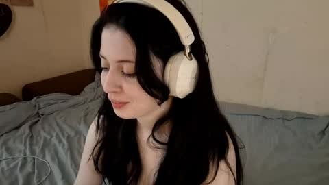 Mindy online show from April 6, 4:46 am