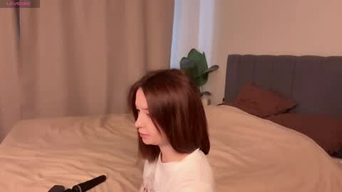 Cleo online show from May 31, 12:04 pm