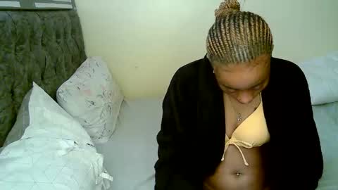 minieme1 online show from November 13, 9:56 am