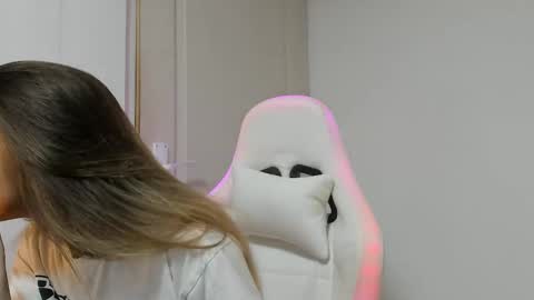 MIA online show from September 19, 6:06 am
