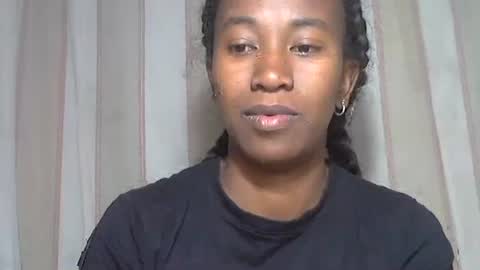 minouch211907 online show from November 10, 3:48 pm