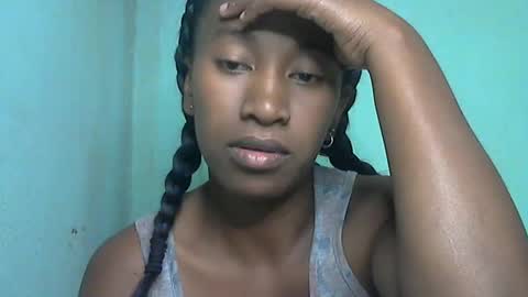 minouch211907 online show from May 23, 6:04 pm