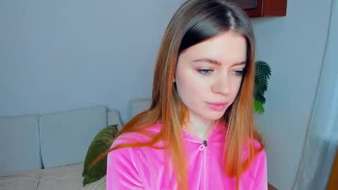 Linda online show from December 14, 7:47 am