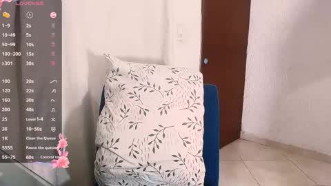 mira_cherry online show from January 6, 5:17 pm