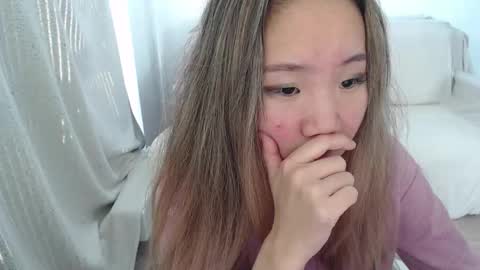 mira_g online show from September 19, 12:53 pm