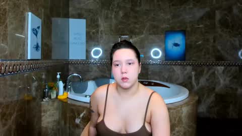 Snapshot of mira_karter chatting on March 2, 1:58 am Mira online show from March 2, 1:58 am