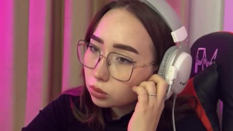 mira_light_ online show from October 17, 3:38 pm