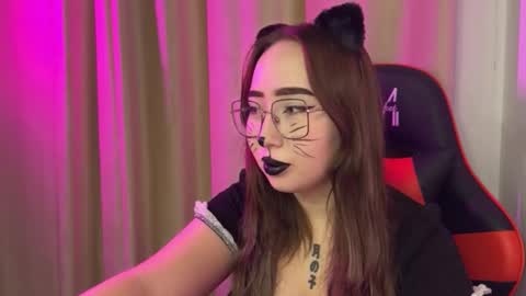 mira_light_ online show from October 31, 3:12 pm