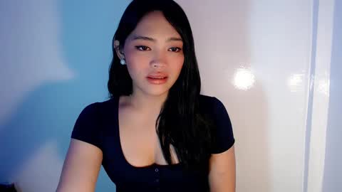 Mira Bella online show from December 18, 11:30 pm