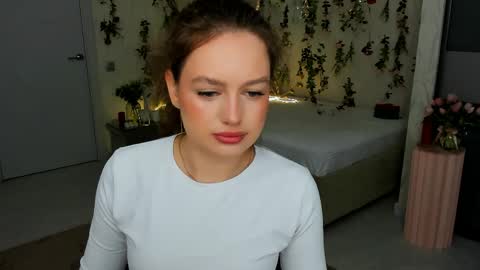 Emma online show from April 8, 10:07 am