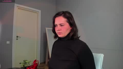 Meera online show from March 9, 5:17 pm