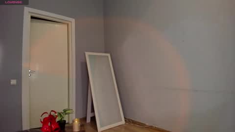 Meera online show from March 10, 4:14 pm