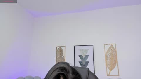 miranda_crawfor online show from April 23, 3:13 pm