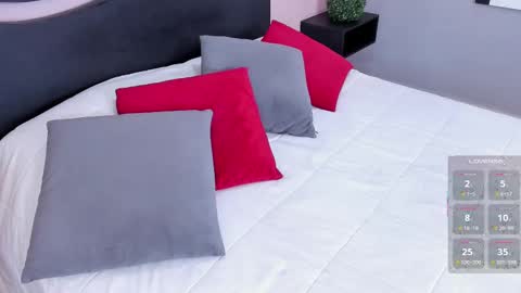    online show from October 1, 12:48 pm