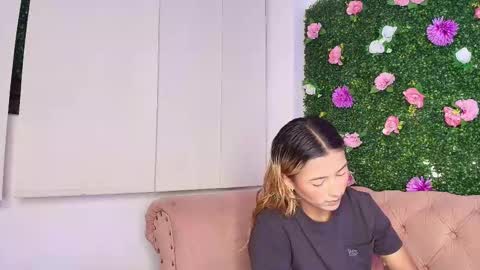 Miranda online show from September 23, 12:43 pm