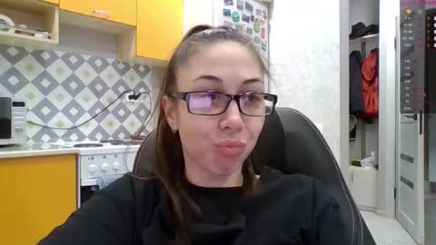 MIRANDA online show from November 13, 3:15 pm