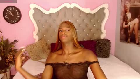 mirandaacollins online show from October 6, 3:13 am