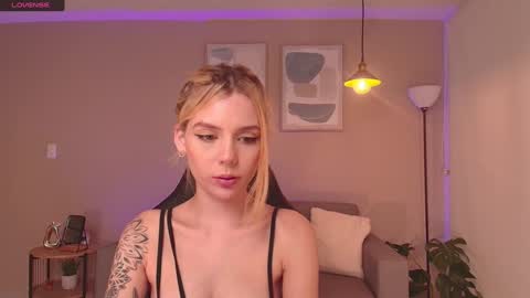 Miranda Shaw online show from January 16, 3:02 am