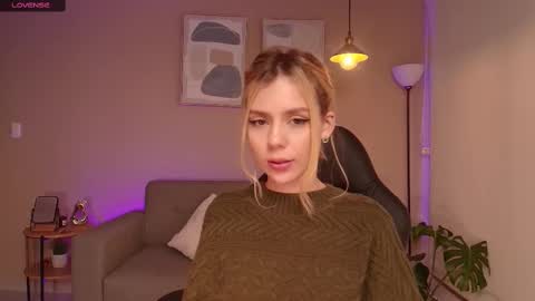 Miranda Shaw online show from February 10, 2:41 am