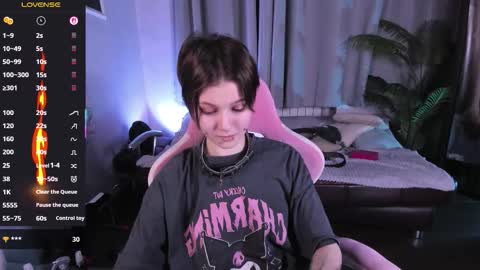 MiraVelle online show from October 4, 9:45 pm