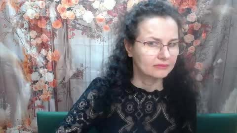 Miroslava Happi online show from May 14, 6:00 am
