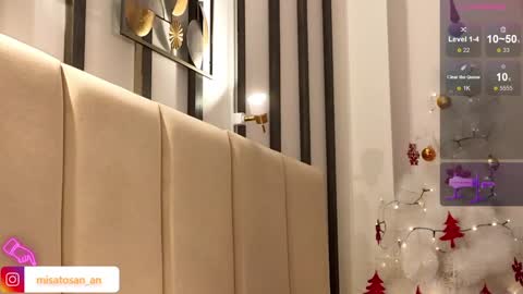 Annie  dont forget to thumbs up me  online show from January 10, 1:09 pm