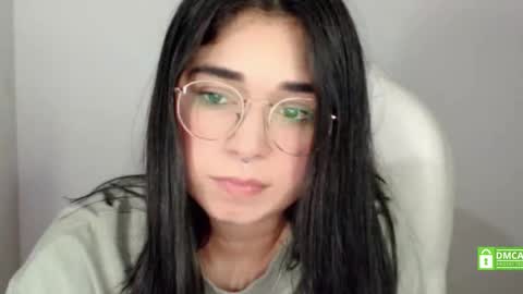 Snapshot of misha__sweet__27 chatting on October 15, 5:00 am misha online show from October 15, 5:00 am
