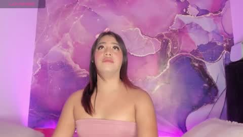 Snapshot of mishelbubble01 chatting on January 23, 3:32 pm mishelbubble01 online show from January 23, 3:32 pm
