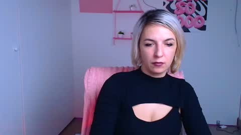 Mishelle online show from December 1, 12:25 pm