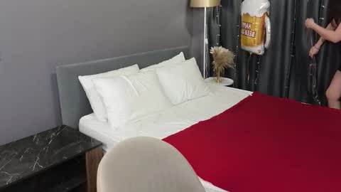 miss____mira online show from September 22, 12:04 am