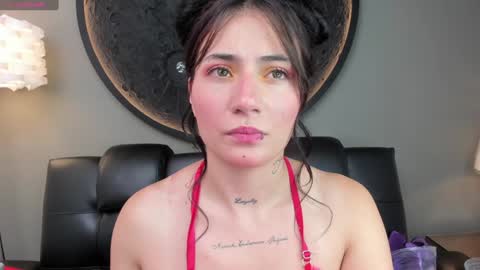 Snapshot of miss___charlotte chatting on February 7, 7:17 pm Charlotte online show from February 7, 7:17 pm