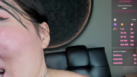 Snapshot of miss___charlotte chatting on February 12, 8:16 am Charlotte online show from February 12, 8:16 am
