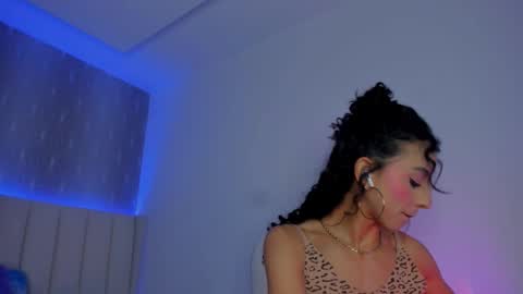 Charlotte online show from November 20, 3:49 am