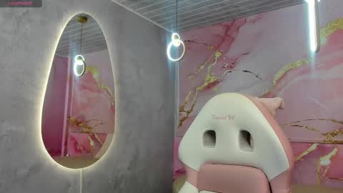 miss__luna_ online show from September 17, 10:19 am