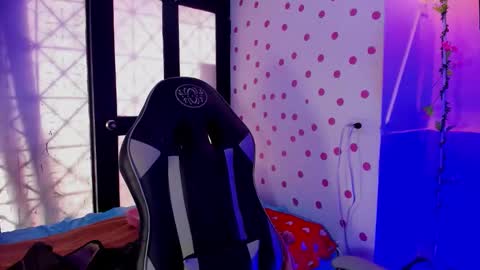 Akemi 3 online show from November 5, 1:24 pm