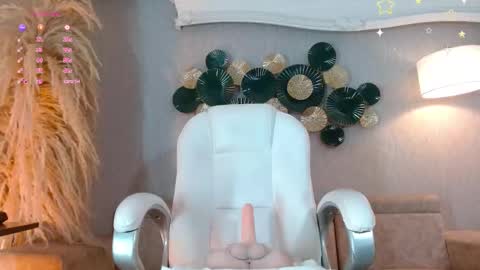 alia online show from March 26, 11:48 am