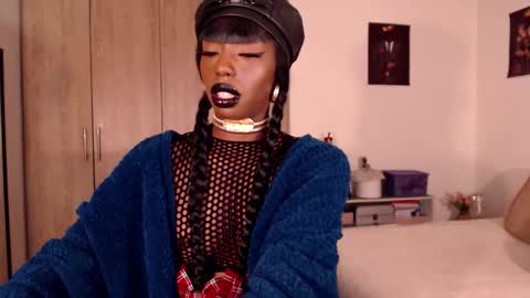 Aria Diaz online show from October 24, 4:52 pm