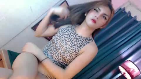 miss_bella69 online show from October 10, 1:39 pm