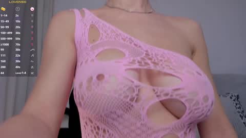 Ivy online show from December 3, 1:27 pm