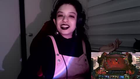 Miss Carmila online show from December 18, 12:50 am