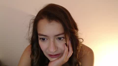 Ema online show from April 16, 5:13 pm