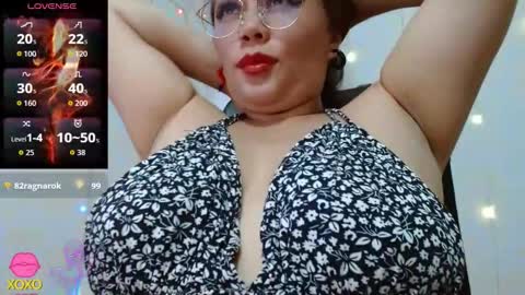 Miss Evoleth online show from October 24, 4:30 pm