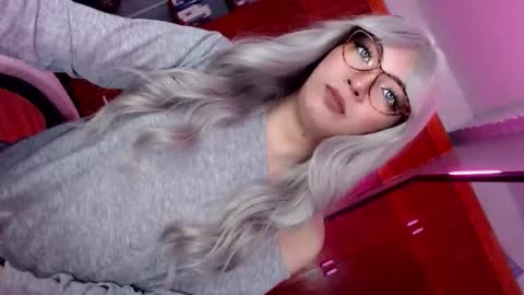 miss_hornydoll online show from May 13, 8:57 am
