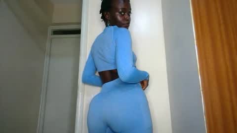 SensuElle  WHAT I DONT SHOW HERE... YOULL ONLY SEE IN PRIVATE  online show from November 7, 1:24 pm